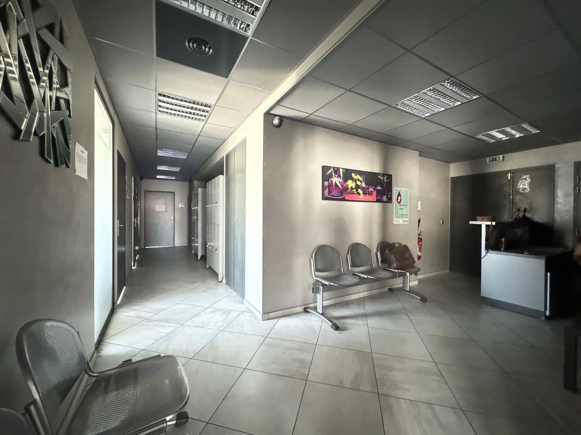 Purchase: Business premises (13013) - Vue 4