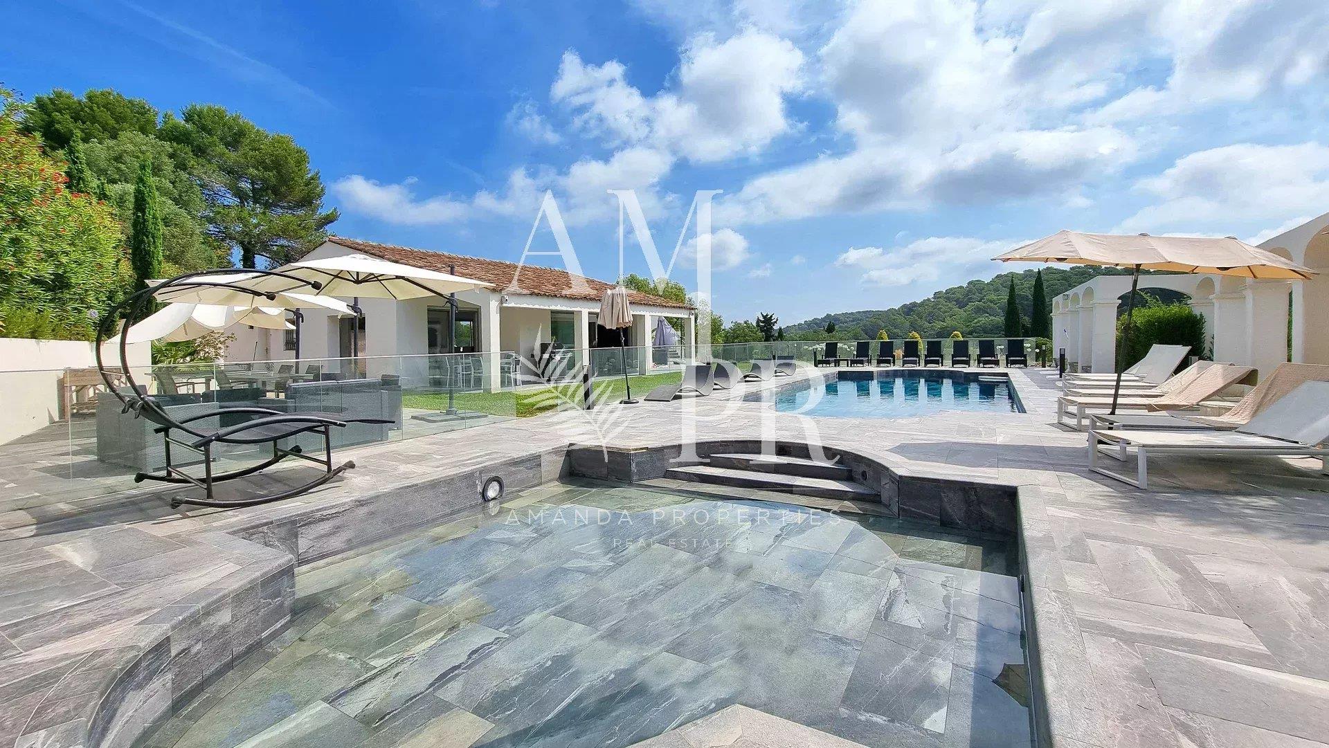 Maison à vendre, 250m², Mougins
