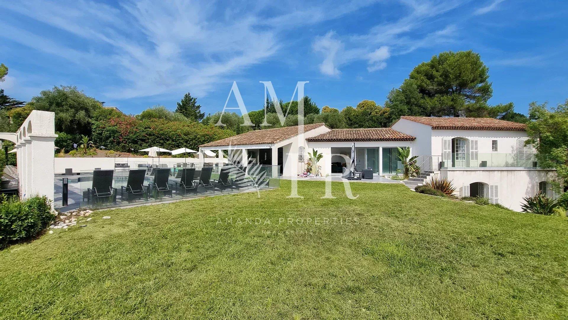 Maison à vendre, 250m², Mougins