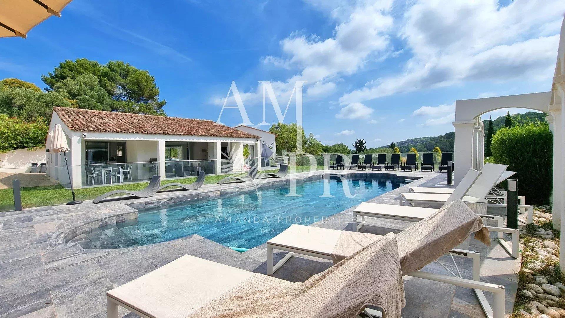 Maison à vendre, 250m², Mougins