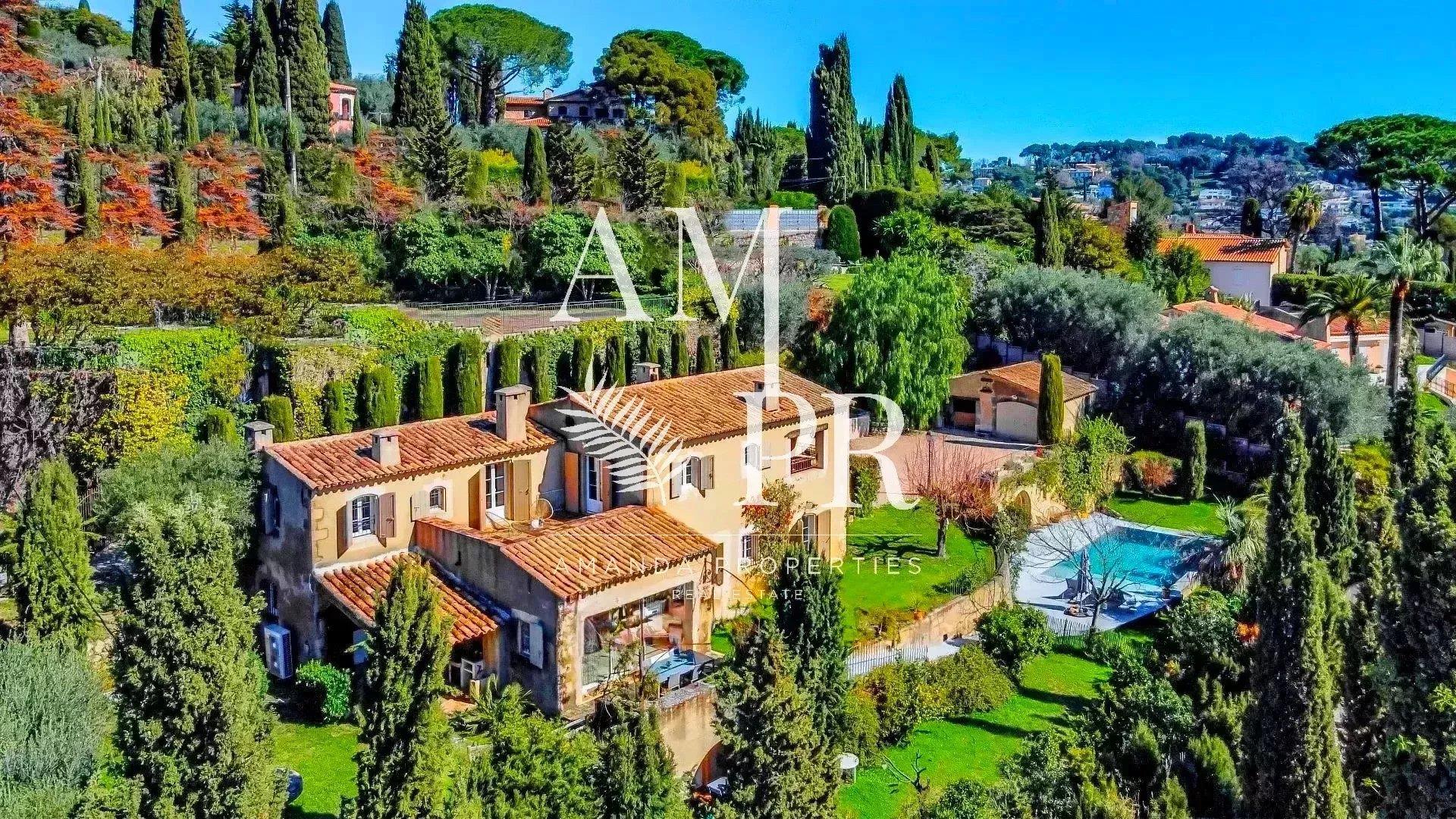 Maison à vendre, 285m², Mougins