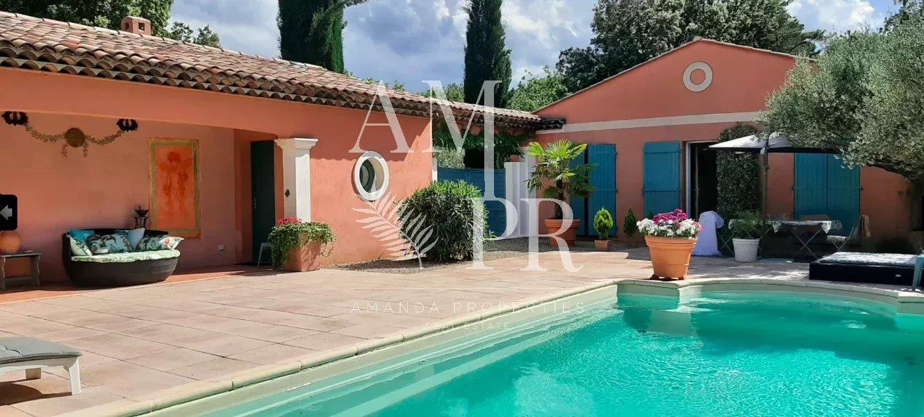 Maison à vendre, 120m², Tourtour