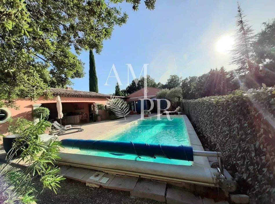 Maison à vendre, 120m², Tourtour