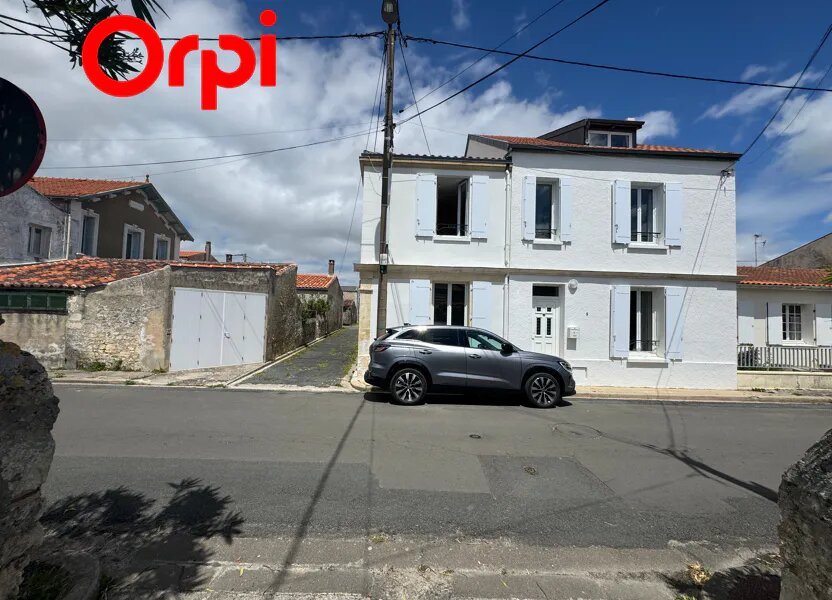 Maison à vendre, 220m², Port-des-Barques