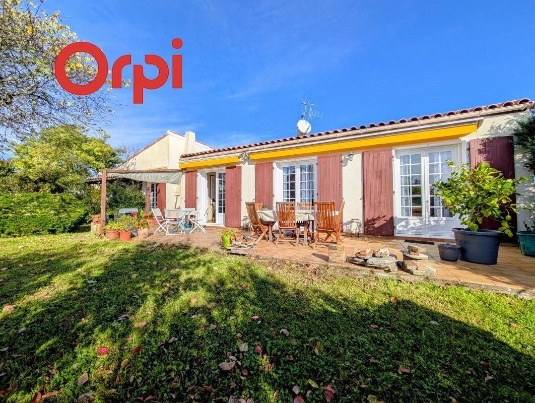 Maison à vendre, 154m², Échillais