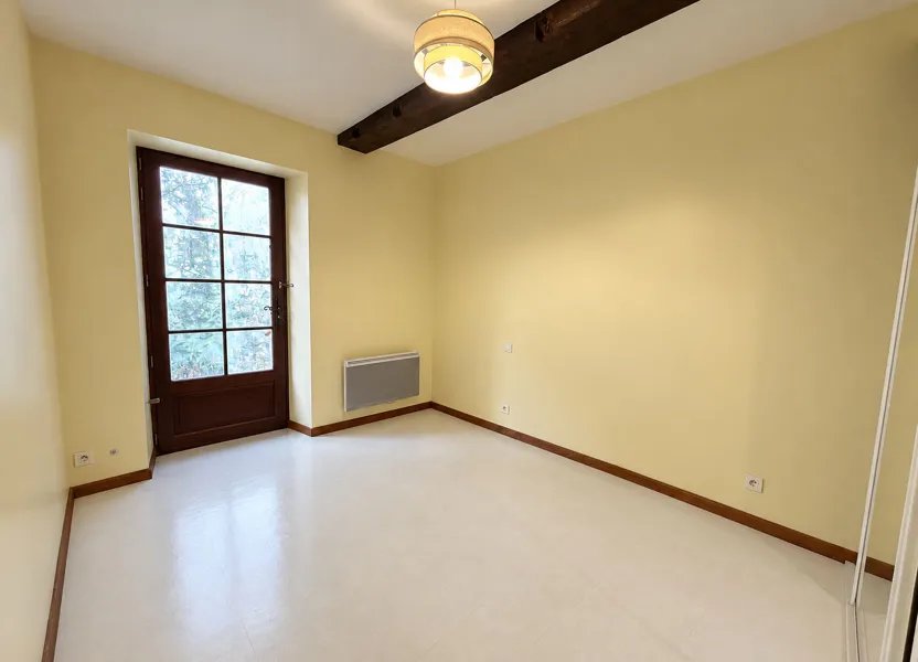 Appartement à louer, 57m², Bardos