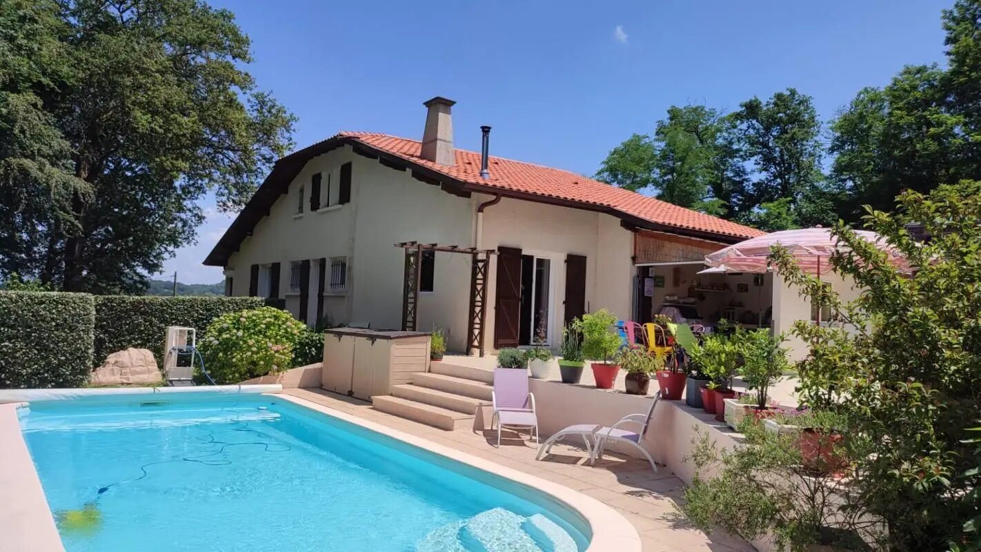 Maison à vendre, 156m², Bélus