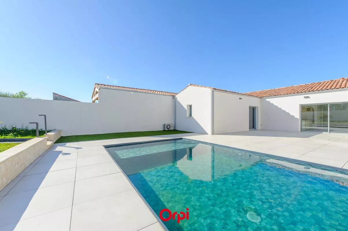 Maison à vendre, 147m², Ferrières