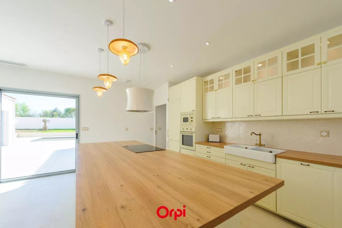 Maison à vendre, 147m², Ferrières