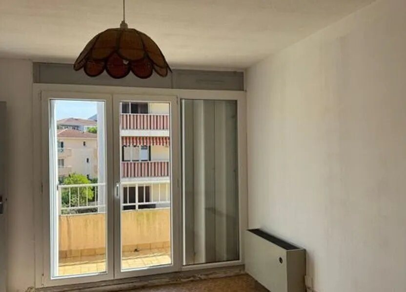 Appartement à louer, 24m², Vallauris