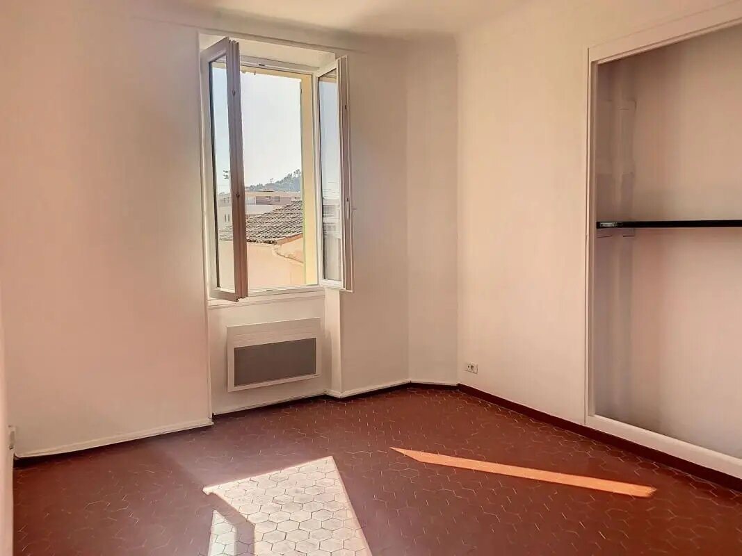 Appartement à louer, 41m², Vallauris