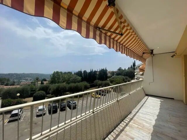 Appartement à louer, 49m², Grasse