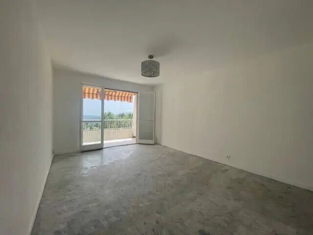 Appartement à louer, 49m², Grasse