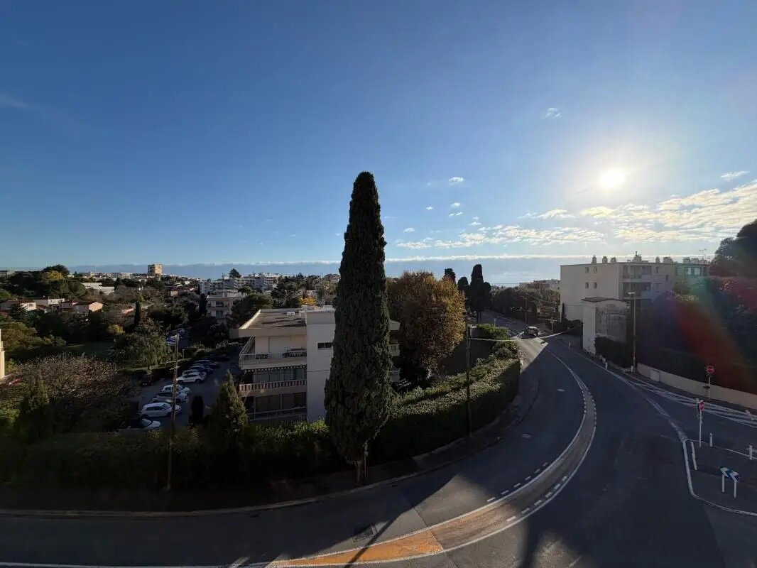 Appartement à louer, 72m², Antibes