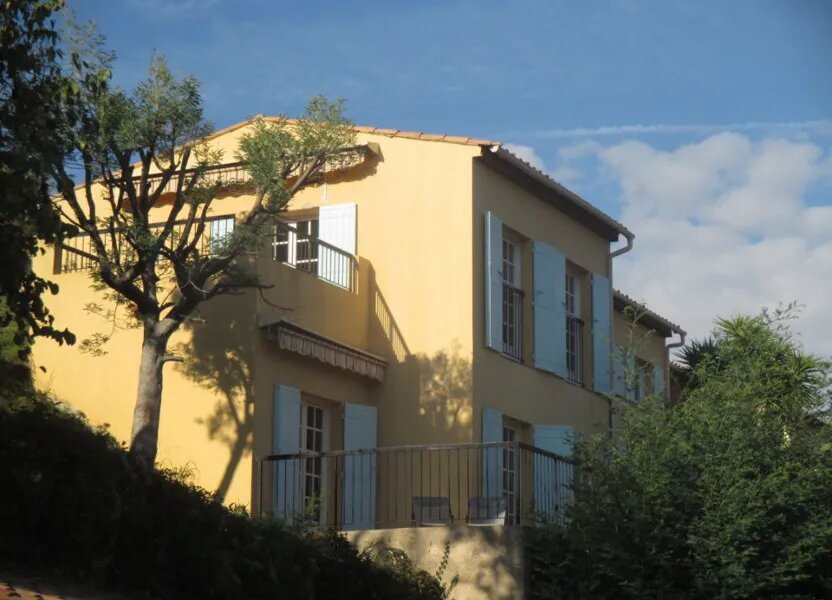 Maison à louer, 62m², Vallauris