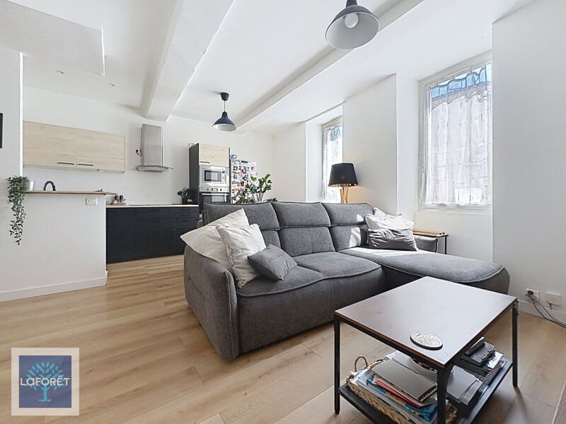Appartement à vendre, 61m², Lambesc