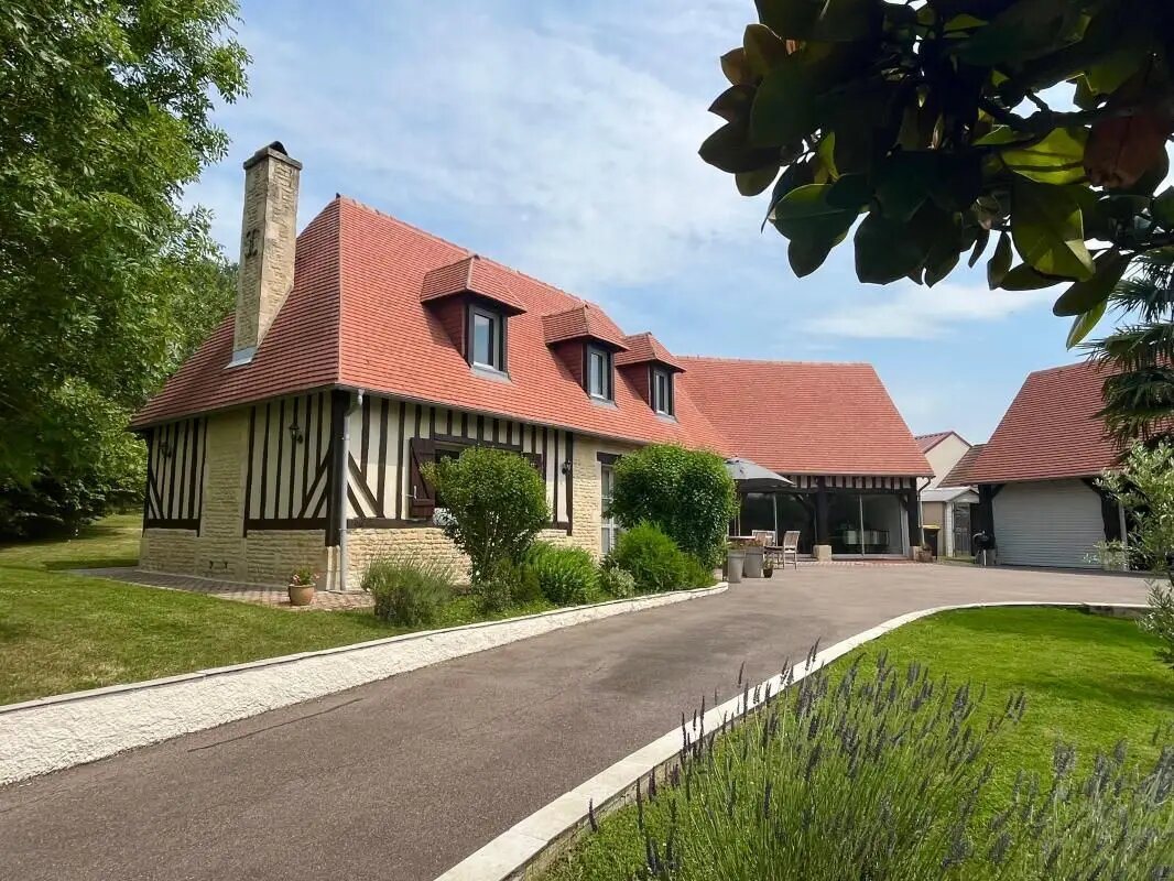 Maison à vendre, 161m², Argences