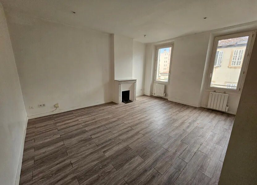 Appartement à louer, 34m², Marseille 10ème