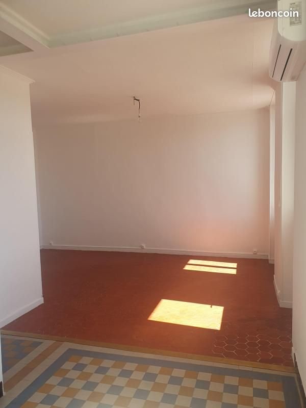 Appartement à louer, 38m², Marseille 12ème