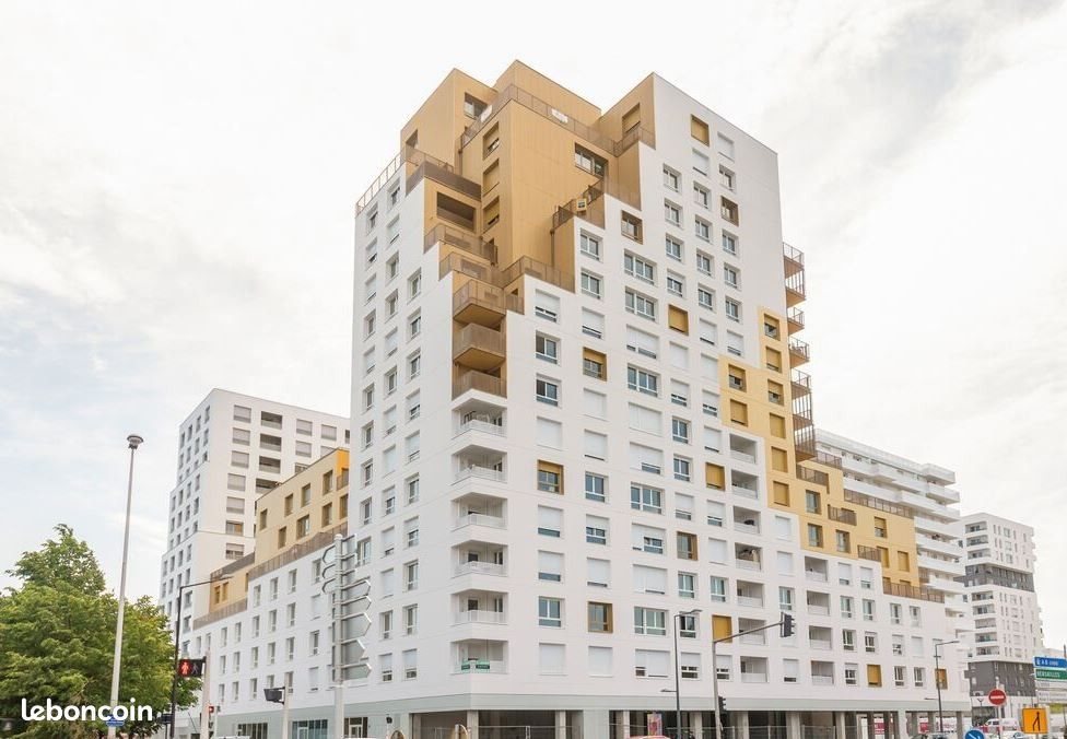Appartement à louer, 68m², Evry