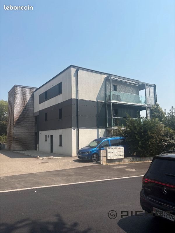 Appartement à vendre, 75m², Divonne-les-Bains