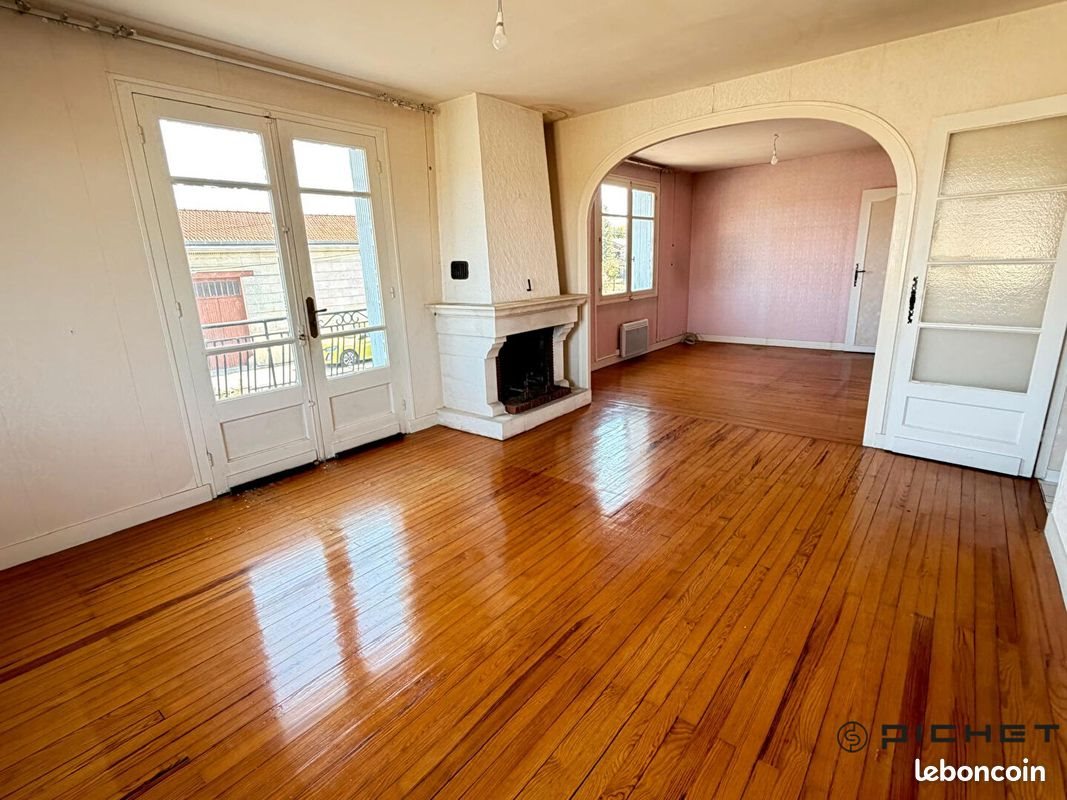 Maison à vendre, 217m², Saint-Médard-en-Jalles