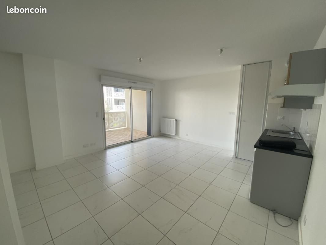 Appartement à louer, 42m², Lormont