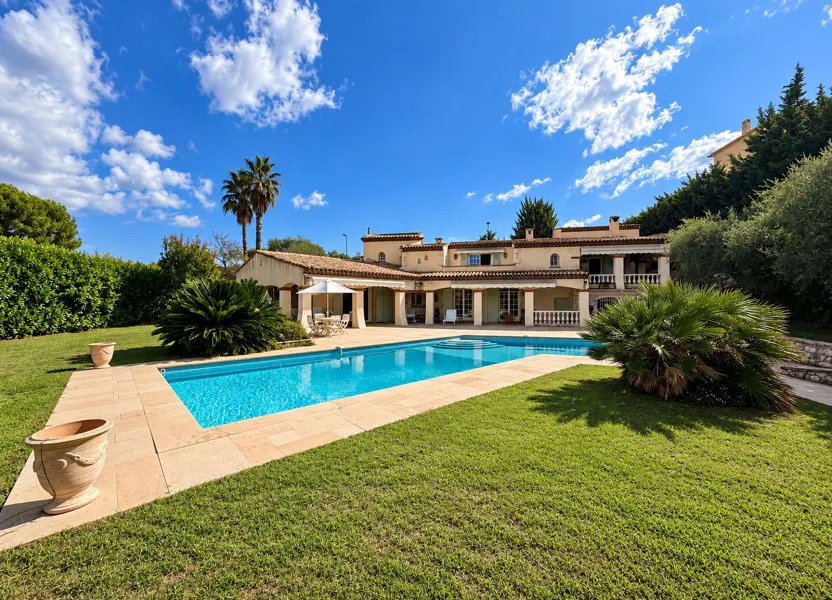 Maison à vendre, 314m², La Gaude