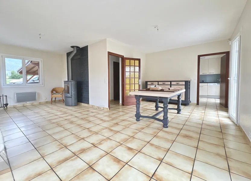 Maison à vendre, 111m², Divonne-les-Bains