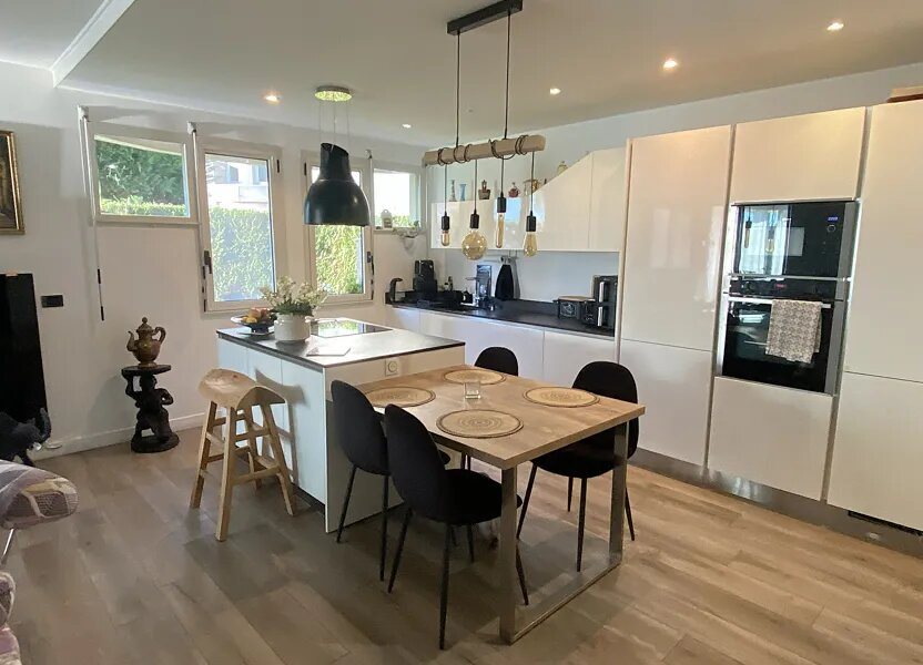 Appartement à vendre, 134m², Ferney-Voltaire