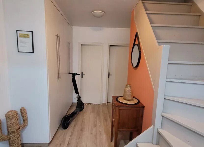 Maison à vendre, 205m², Saint-Genis-Pouilly