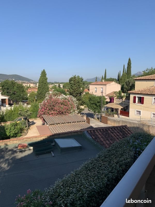 Appartement à louer, 61m², Hyères