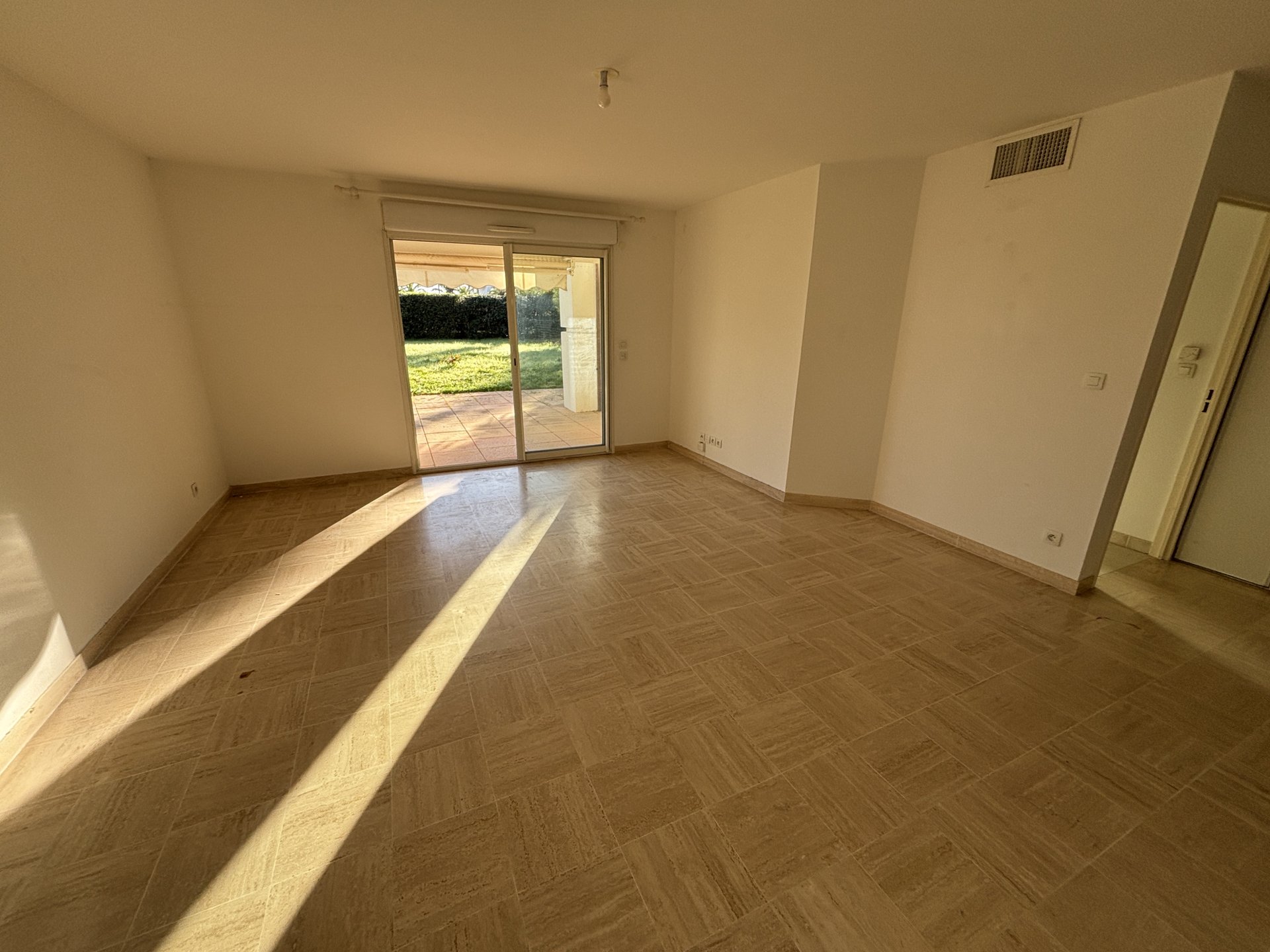 Appartement à vendre, 72m², Hyères