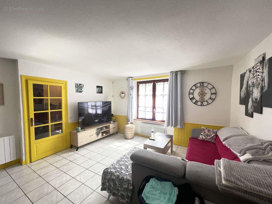 Maison à vendre, 91m², Pleaux