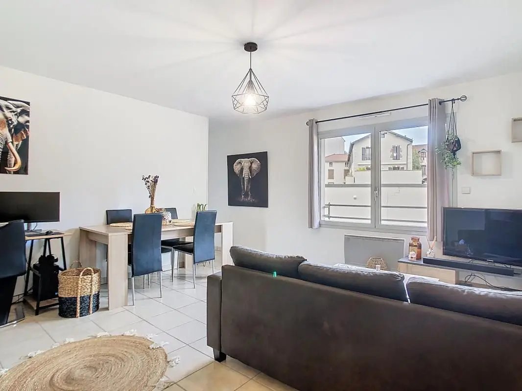 Appartement à louer, 47m², Aurillac