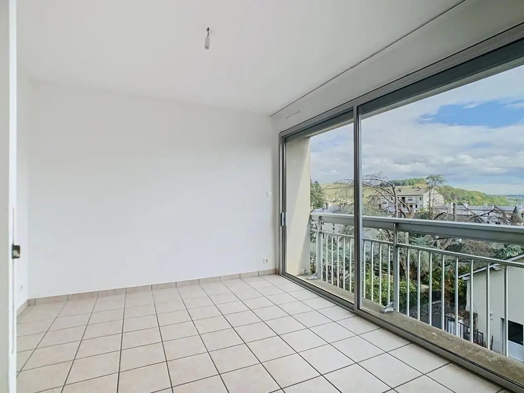 Appartement à louer, 90m², Aurillac