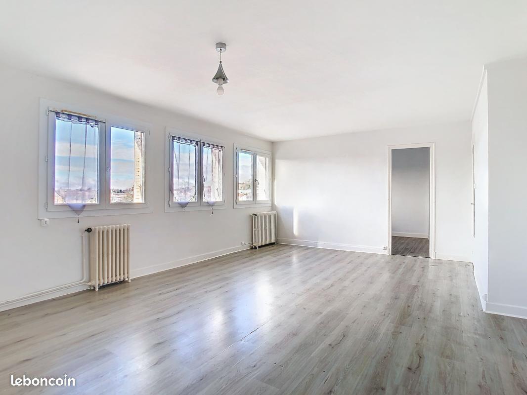 Appartement à vendre, 64m², Aurillac