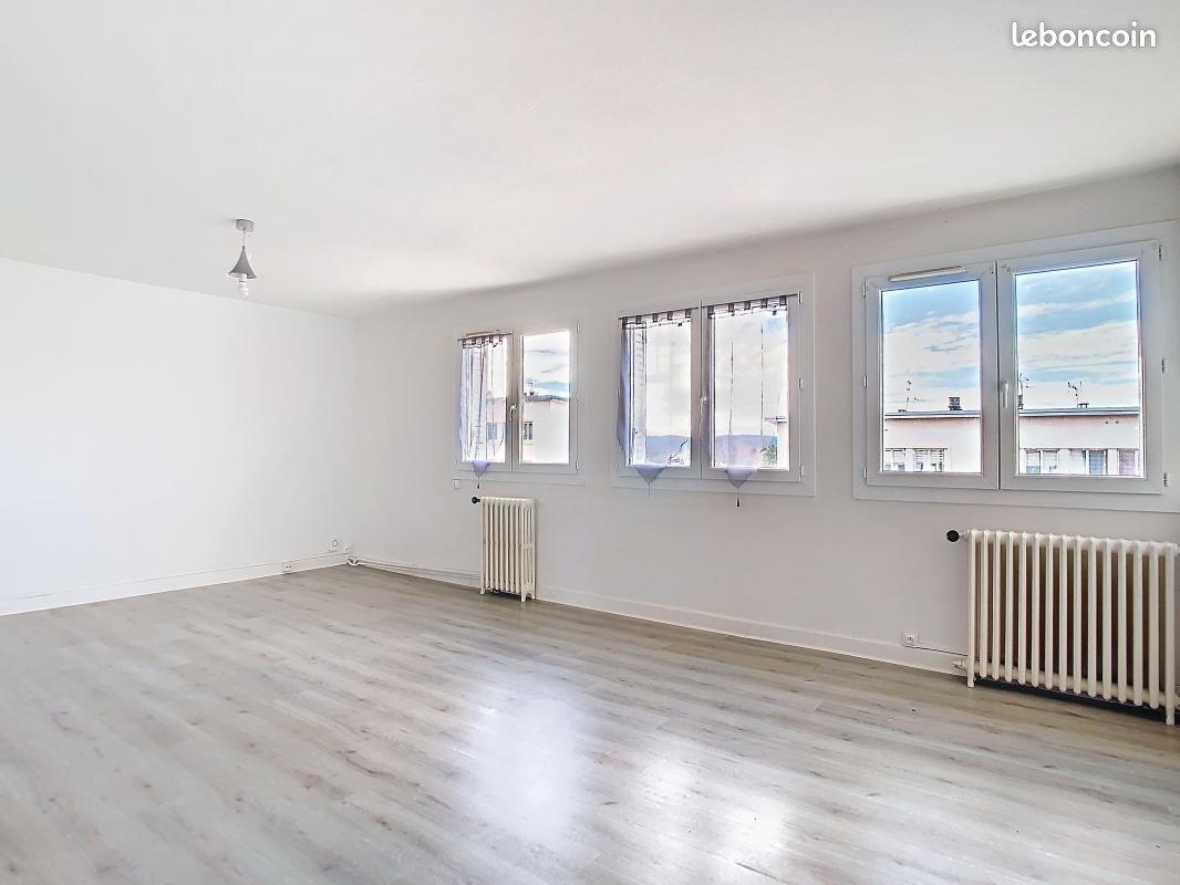 Appartement à vendre, 64m², Aurillac