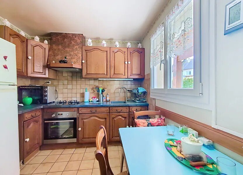 Maison à vendre, 69m², Arpajon-sur-Cère