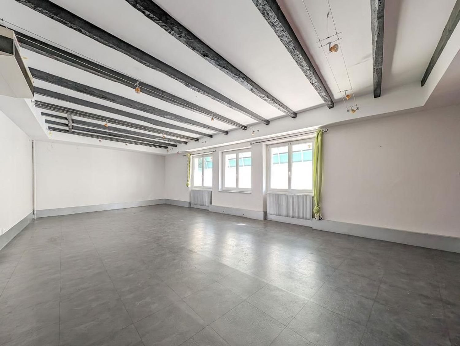 Maison à vendre, 205m², Aurillac