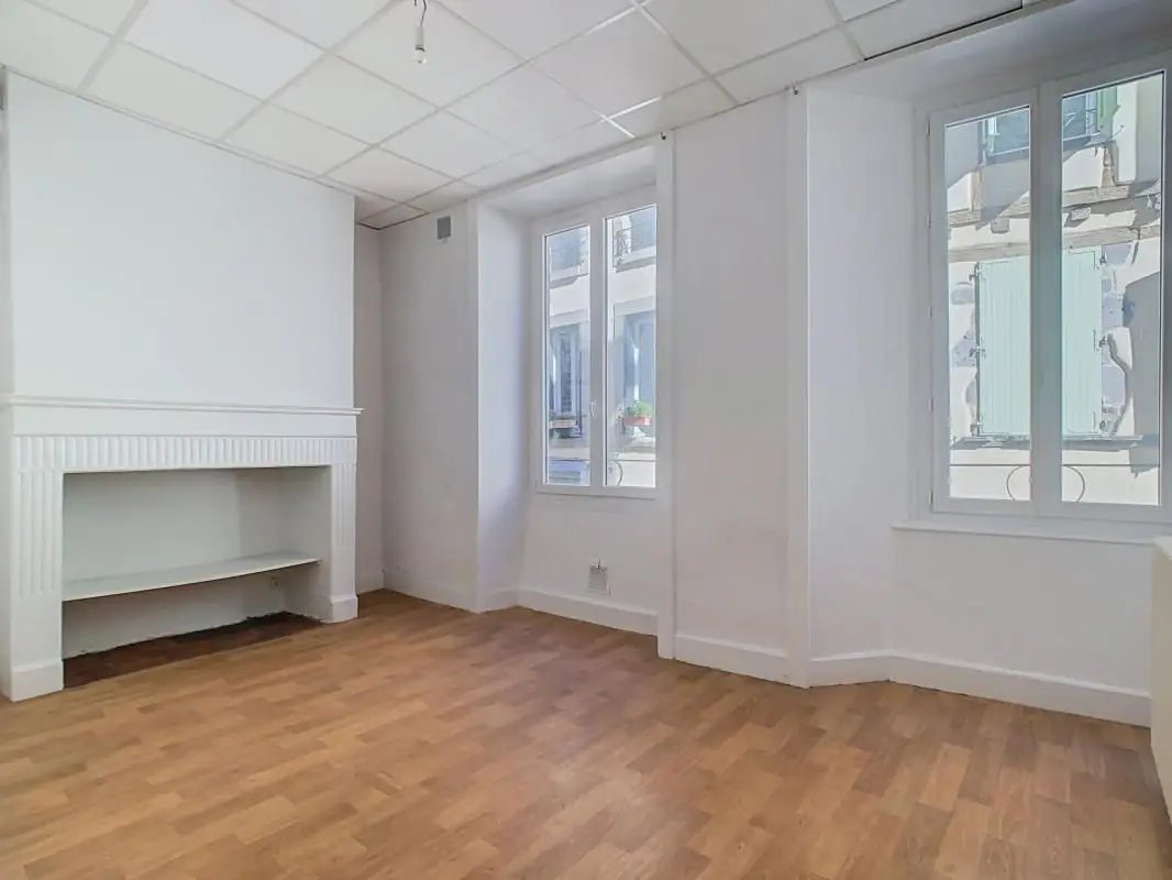 Appartement à louer, 26m², Aurillac