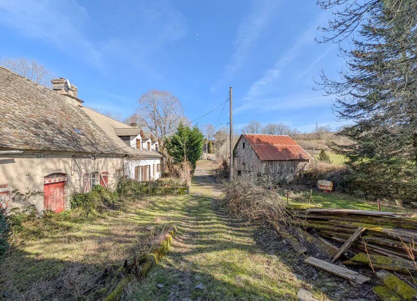 Maison à vendre, 117m², Saint-Etienne-de-Chomeil