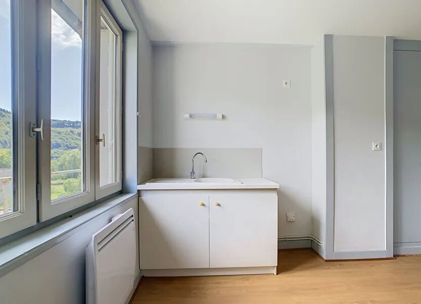 Appartement à louer, 50m², Saint-Martin-Valmeroux