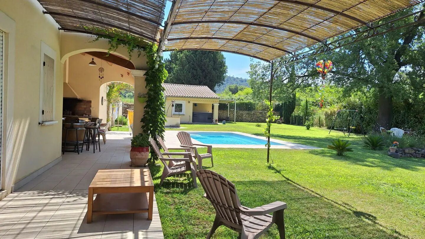 Maison à louer, 172m², Mondragon