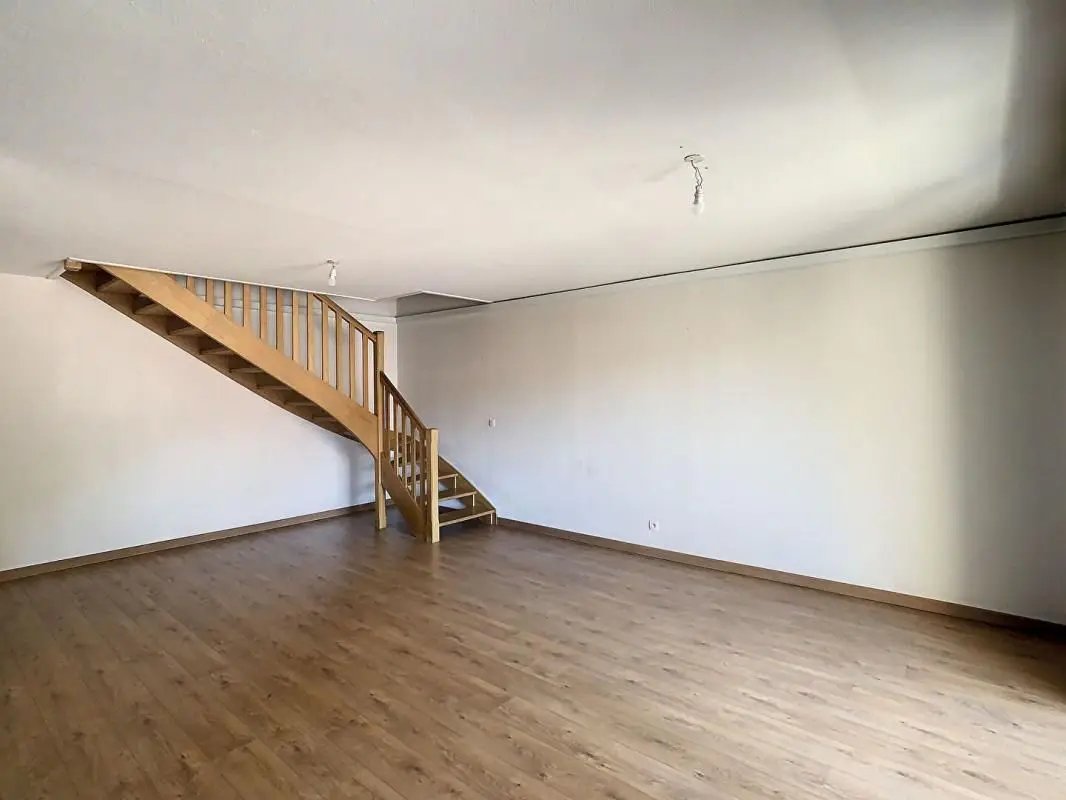 Appartement à louer, 77m², Tournon-sur-Rhône