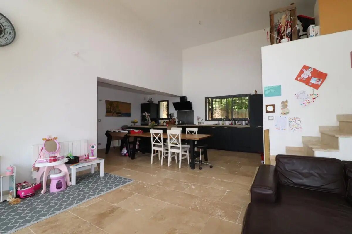 Maison à vendre, 160m², Roquevaire