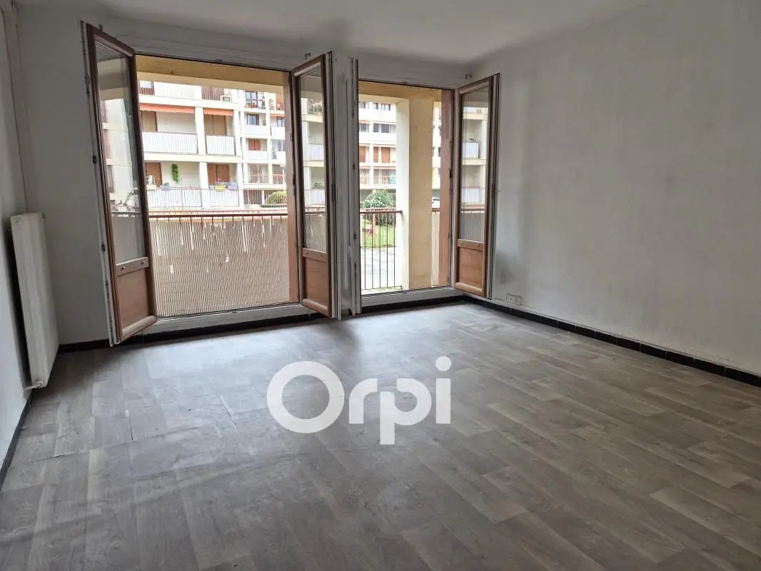 Appartement à vendre, 63m², Aubagne