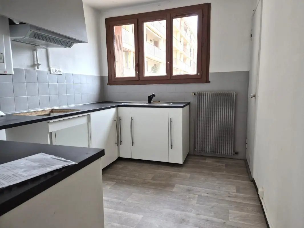 Appartement à vendre, 63m², Aubagne