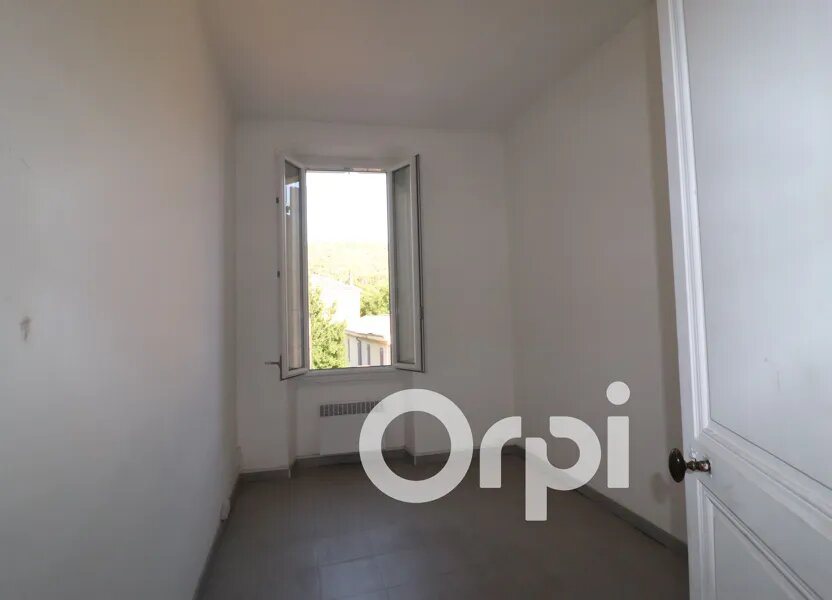 Appartement à louer, 74m², Roquevaire
