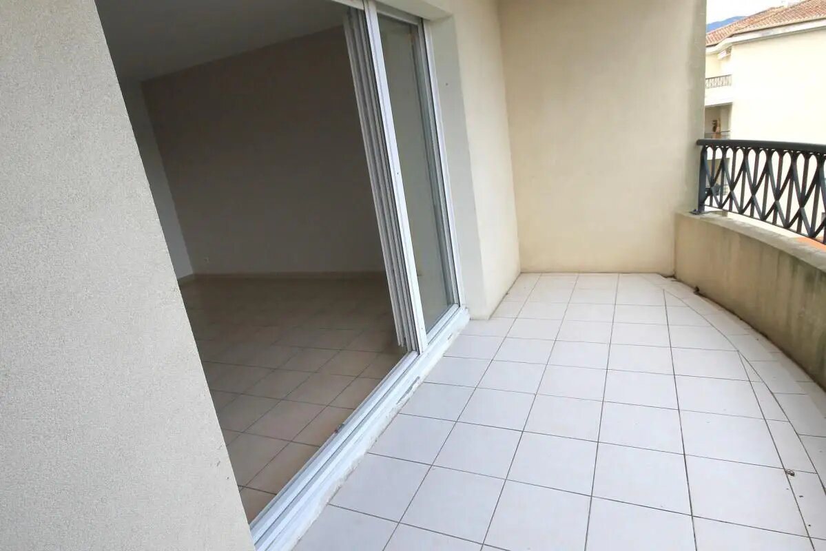 Appartement à vendre, 58m², Cannes-la-Bocca